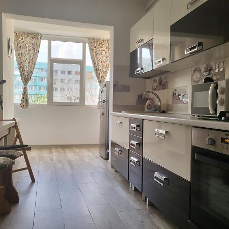 Apartament Cu 3 Camere Chiar In Inima Capitalei Букурещ Екстериор снимка