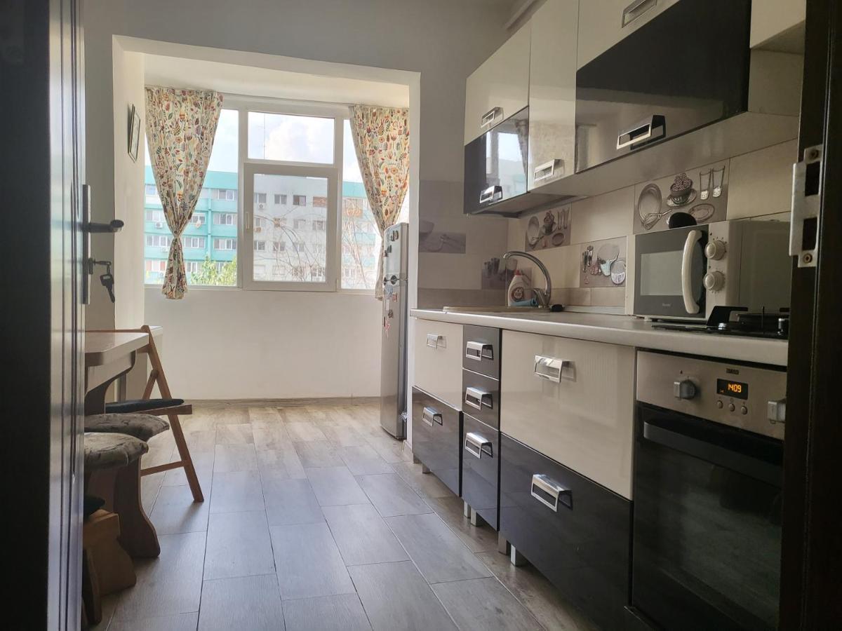 Apartament Cu 3 Camere Chiar In Inima Capitalei Букурещ Екстериор снимка