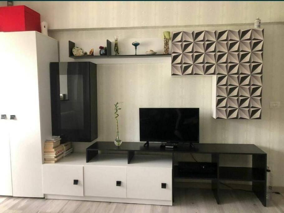 Apartament Cu 3 Camere Chiar In Inima Capitalei Букурещ Екстериор снимка