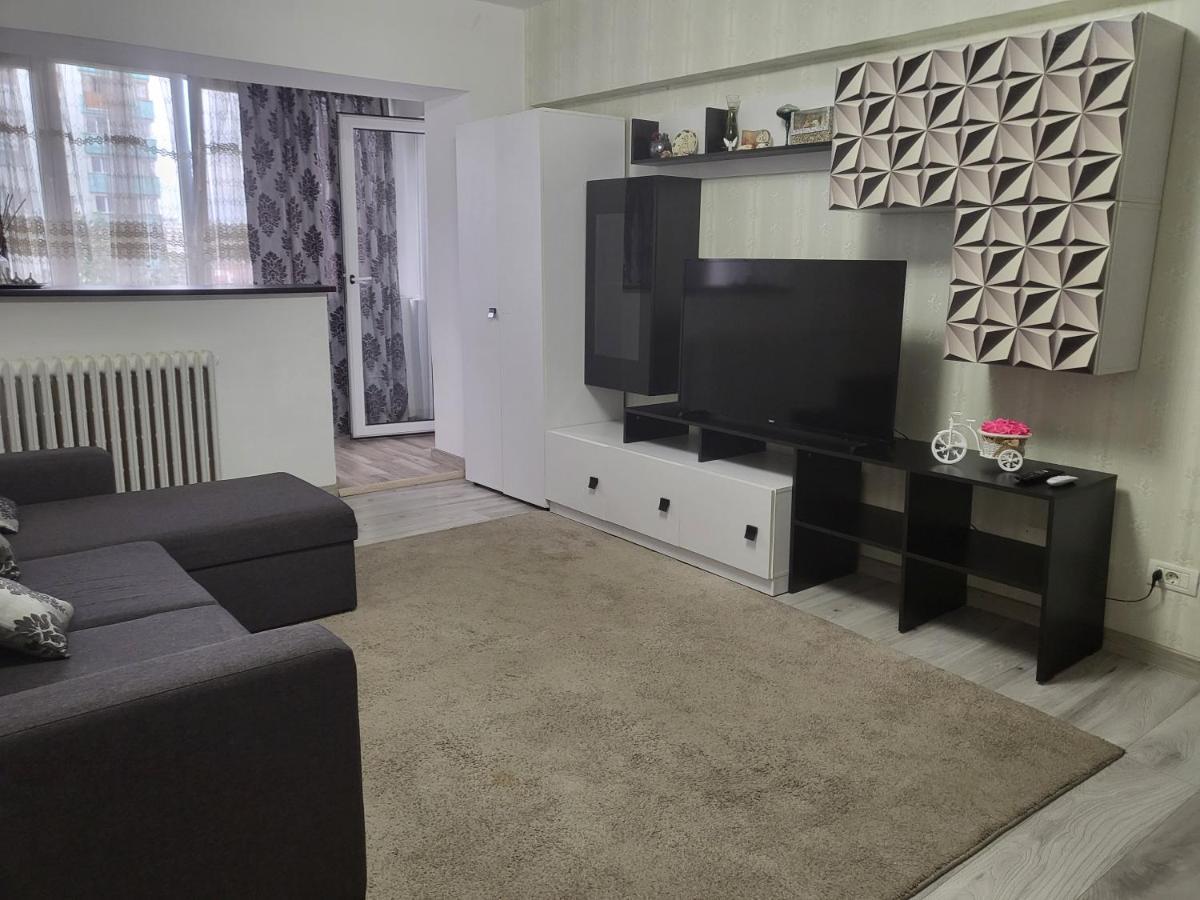 Apartament Cu 3 Camere Chiar In Inima Capitalei Букурещ Екстериор снимка