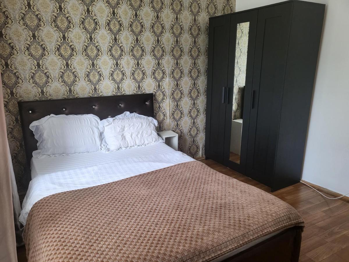 Apartament Cu 3 Camere Chiar In Inima Capitalei Букурещ Екстериор снимка