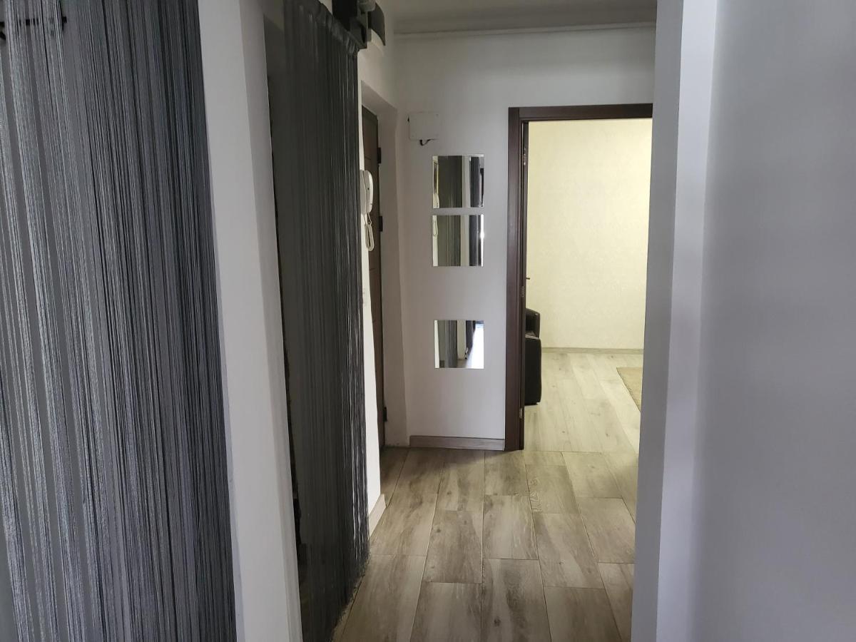 Apartament Cu 3 Camere Chiar In Inima Capitalei Букурещ Екстериор снимка